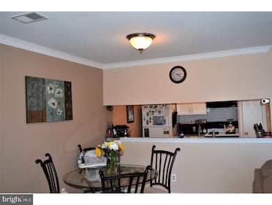 1027 Northridge Dr, Norristown, PA 19403 - photo 5