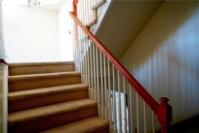 5240 Green Lawn Dr, Macungie, PA 18062 - photo 4