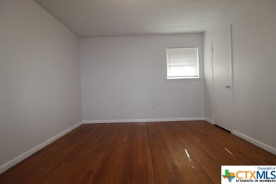 413 Oak St, Copperas Cove, TX 76522 - photo 3