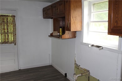 kitchen needs cabinets, fixtures