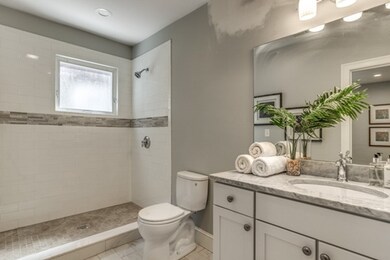 242 Poplar St unit 3, Roslindale, MA 02131 - photo 5