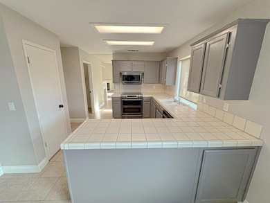 8735 N Cedar Ave unit 122, Fresno, CA 93720 - photo 6