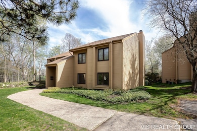 8-web-or-mls-300-farington-blvd