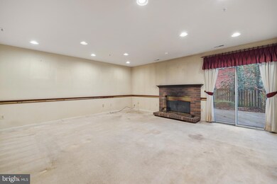 14034 Gullivers Trail, Bowie, MD 20720 - photo 5
