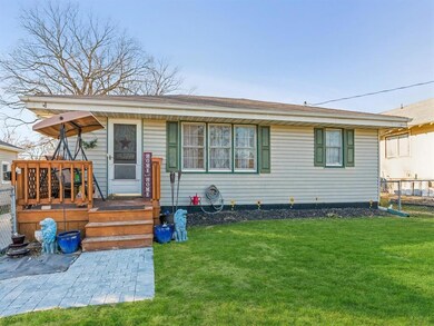 912 E 23rd St, Des Moines, IA 50317 - photo 3