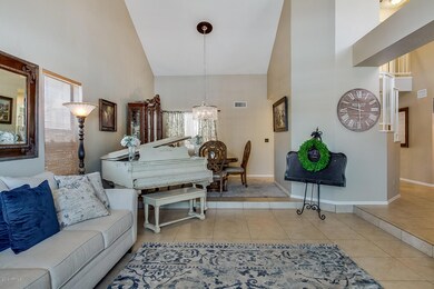 07_4941_E_Dallas_St__07_mls