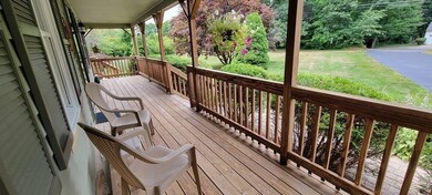 13 Yew St, Douglas, MA 01516 - photo 5