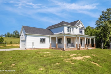 525 Basil Fugate Rd, Spring City, TN 37381 - photo 3