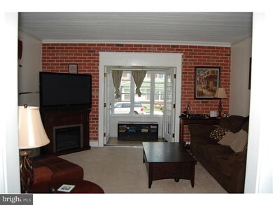 314 Wolfenden Ave, Darby, PA 19023 - photo 3