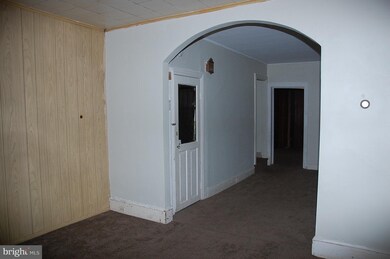 830 Buttonwood St, Reading, PA 19601 - photo 2