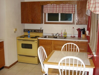 Kitchen2<|><|>