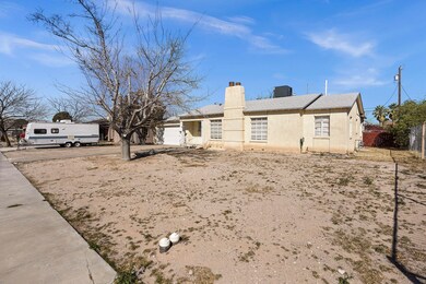 27 Half Moon Dr, El Paso, TX 79915 - photo 2