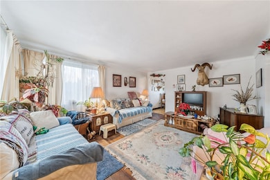 2033 Bushy Run Rd, Jeannette, PA 15644 - photo 2