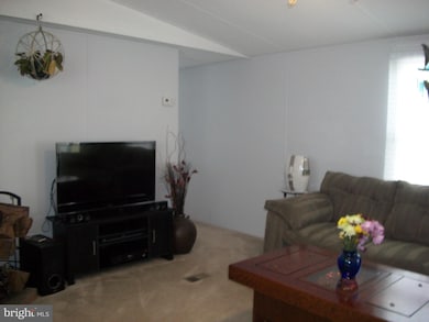 114 Berts Dr, Lothian, MD 20711 - photo 5