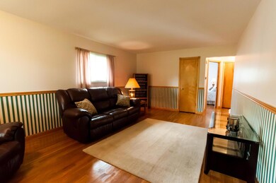 4568 Glenmawr Ave, Columbus, OH 43224 - photo 7