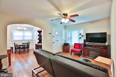 2330 Belleview Ave, Cheverly, MD 20785 - photo 4