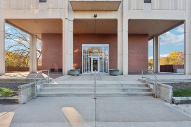 2901 S Michigan Ave unit 1909, Chicago, IL 60616 - photo 2