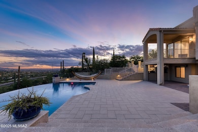 Grand South Facing Patio