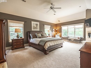 14335 Fosberg Rd, Lake Oswego, OR 97035 - photo 6