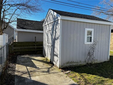153 Woodside Ave, Buffalo, NY 14220 - photo 5