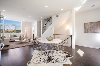 2560 14th Ave W unit B, Seattle, WA 98119 - photo 4