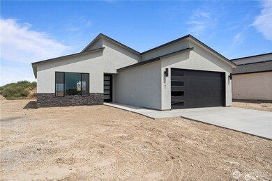 713 P St NE, Quincy, WA 98848 - photo 2