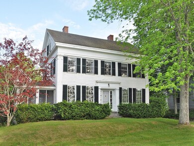 1-Exterior-low bushes-1280