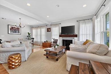 818 Claremore Dr, West Palm Beach, FL 33401 - photo 5