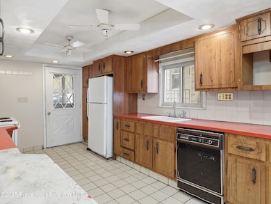 328 N Fillmore Ave, Scranton, PA 18504 - photo 3