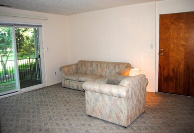 4 Living Room