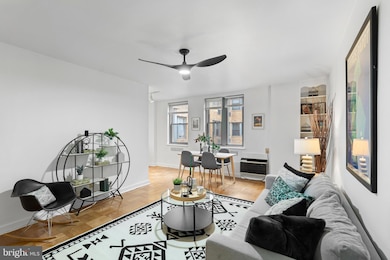 2601 Parkway Condominiums unit 952, Philadelphia, PA 19130 - photo 3