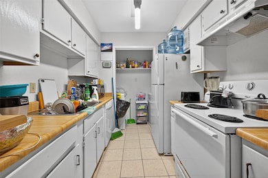 8801 Hammerly Blvd unit 1211, Houston, TX 77080 - photo 7