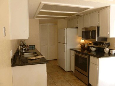 5958 E Nance St 011