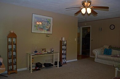 269 Harbor View Dr, Thornville, OH 43076 - photo 2