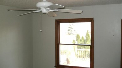 1572 Laughlin Dr NW, Grand Rapids, MI 49504 - photo 7