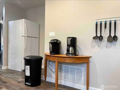 9240 39th Ave S, Seattle, WA 98118 - photo 7