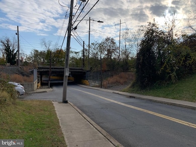 604-608 Main St, Marcus Hook, PA 19061 - photo 4