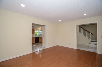 8322 Sparkling Springs Dr, Houston, TX 77095 - photo 5