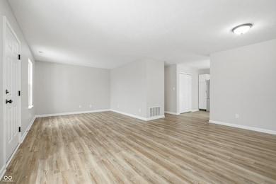 4038 Gray Arbor Way, Indianapolis, IN 46237 - photo 5