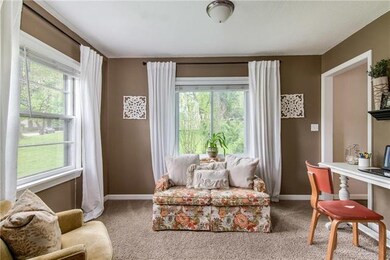 6018 Larsen Ln, Shawnee, KS 66203 - photo 7