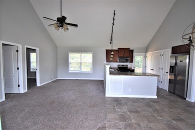 584 Cedar Valley Dr, Clarksville, TN 37043 - photo 3