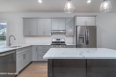 36 Priddle Ln, Colonie, NY 12110 - photo 4