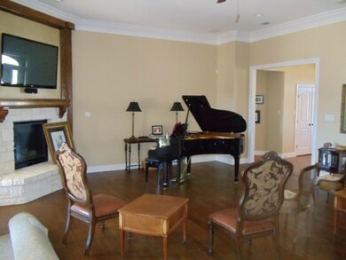 1533 Whitney St, San Angelo, TX 76904 - photo 6