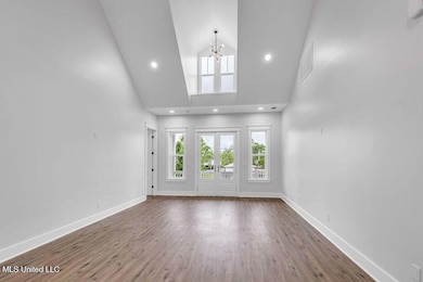 414 Shell St 6