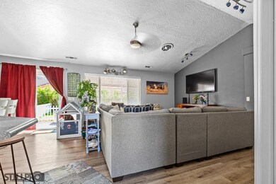 8 Living Room 1