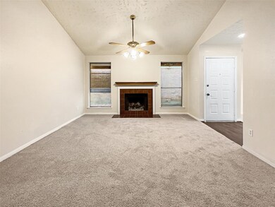 7807 Winehill Ln, Houston, TX 77040 - photo 3