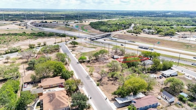 435 Esma St, San Antonio, TX 78223 - photo 4