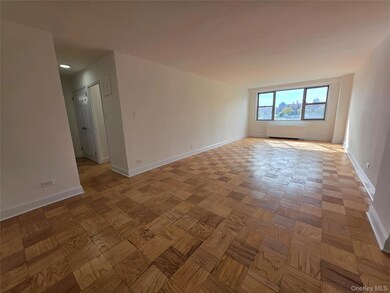 Fairview at Forest Hills unit A507, Forest Hills, NY 11375 - photo 5