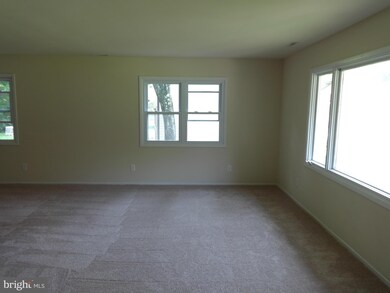 40065 Circle Rd, Mechanicsville, MD 20659 - photo 2