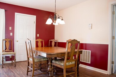 7819 Appleview Ln, Louisville, KY 40228 - photo 5